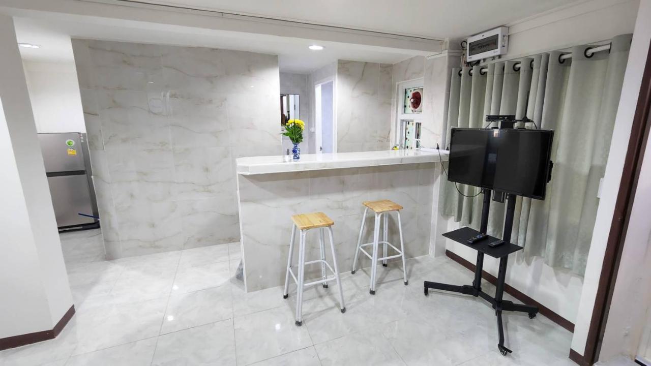 Apartment A4 Dindaeng Bangkok Zewnętrze zdjęcie